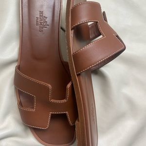 Hermes Oran sandals